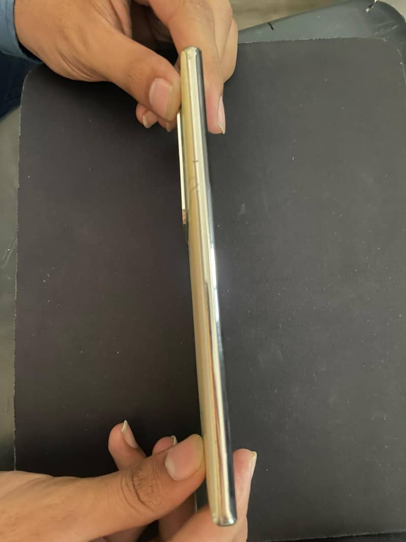 Infinix Zero 30 3