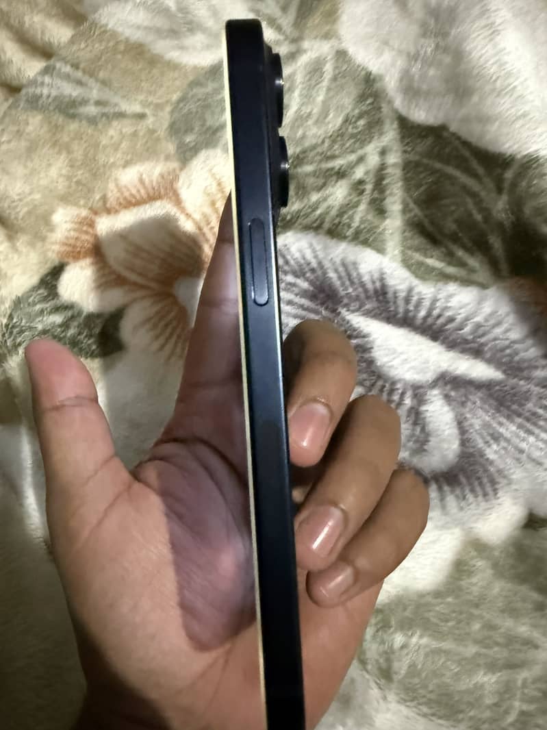 Apple iPhone 15 Pro Max bypass 3