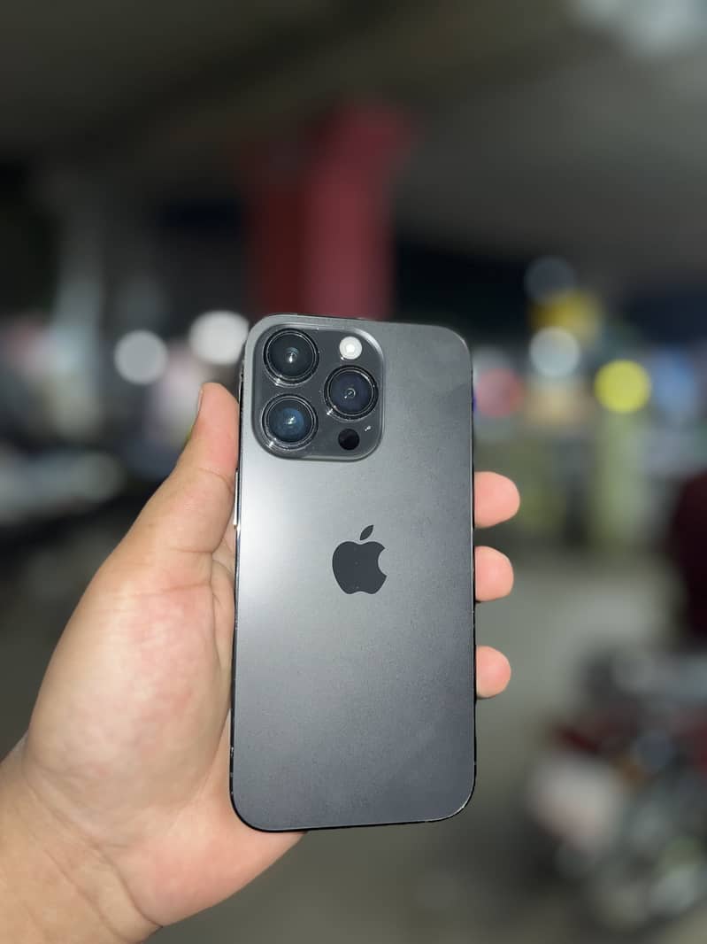 Apple iPhone 14 Pro 0