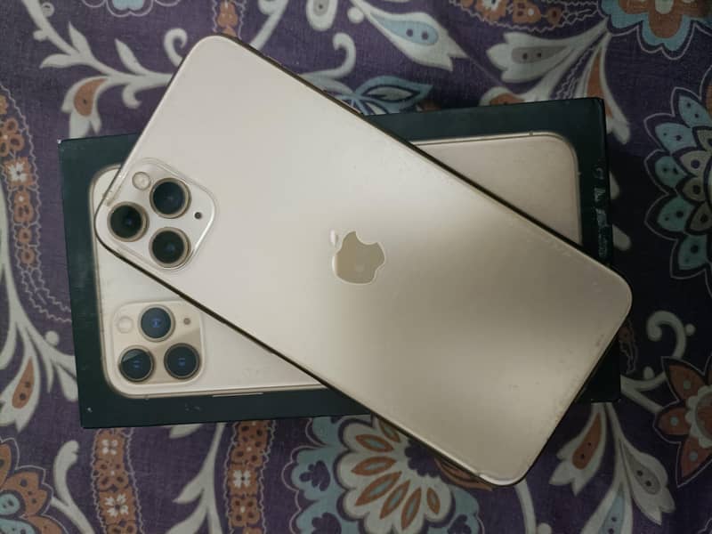 Apple iPhone 11 Pro Max read add 3
