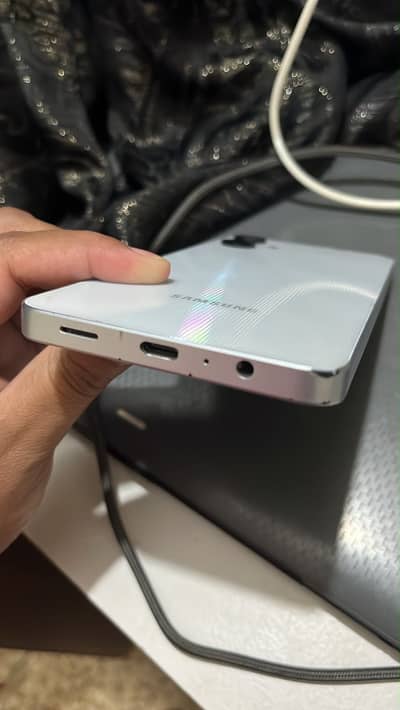 Samsung Mobile A06