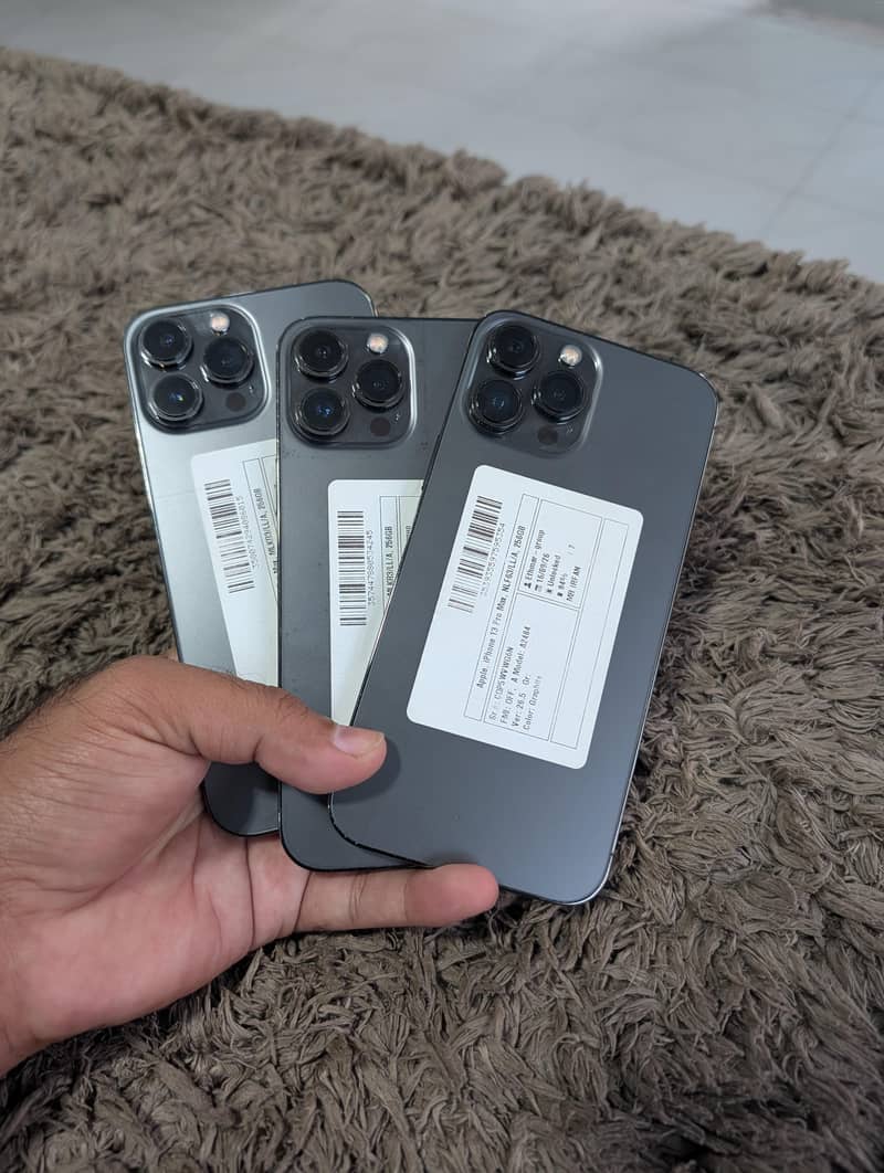 Apple iPhone 13 Pro Max 4