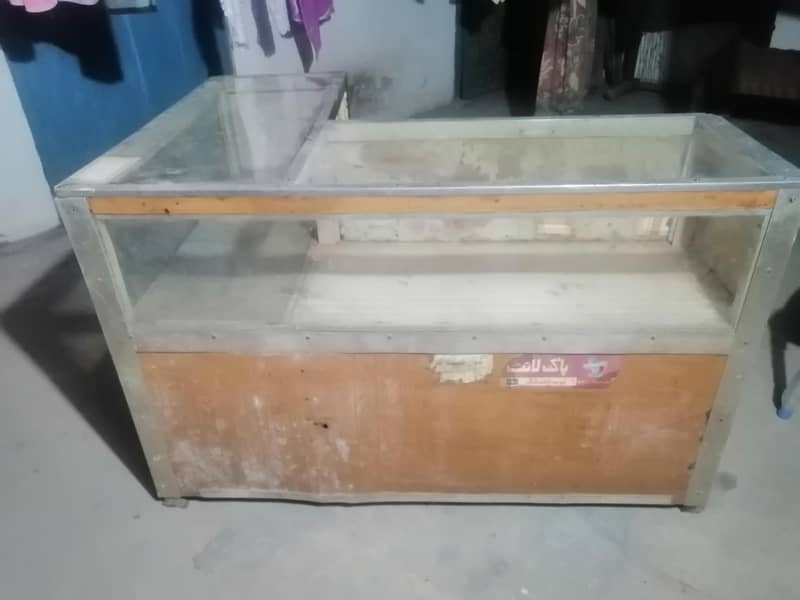 shop counter 6
