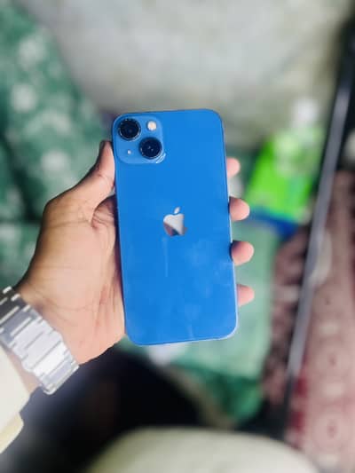 Apple iPhone 13 factory unlock