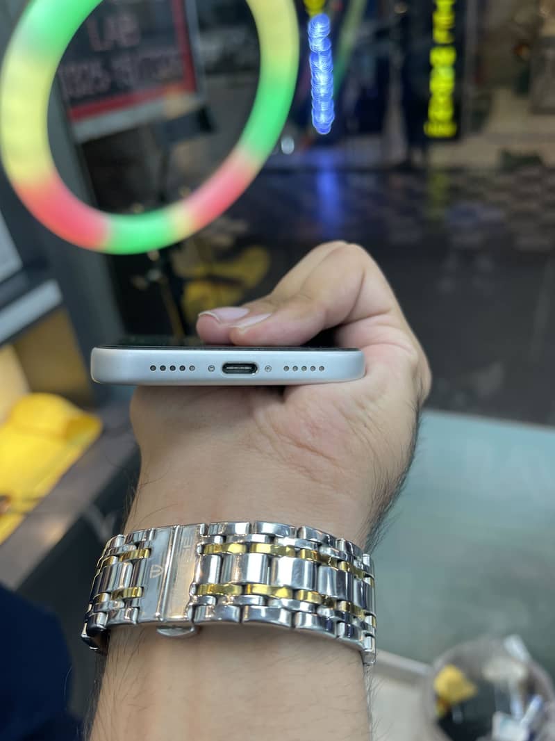 Apple iPhone 17 Pro 1