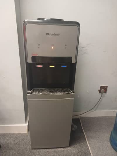 Dawlance Water Dispenser – Used – Rs. 40,000