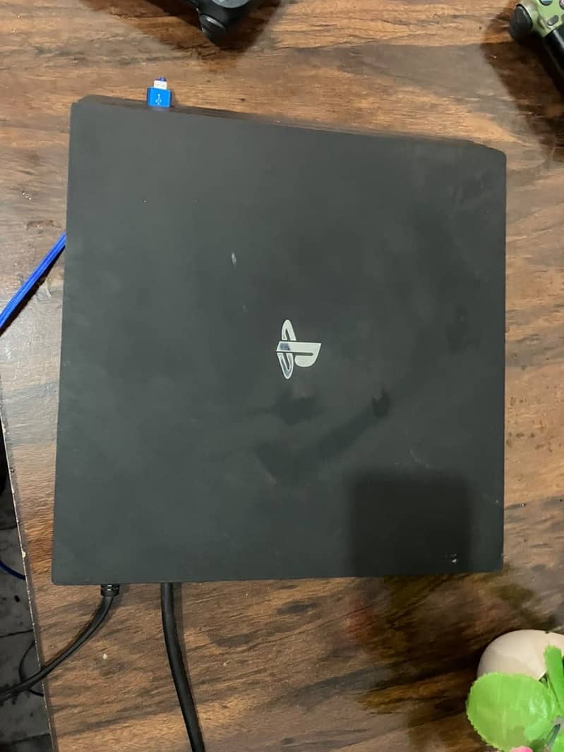 Ps 4 pro 2