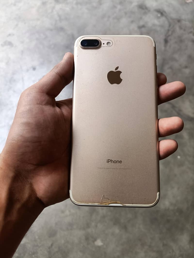 Apple iPhone 7 Plus 4