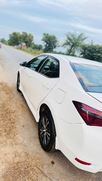 Toyota Corolla Altis 2016