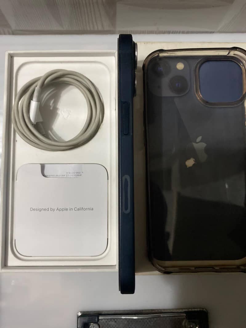 Apple iPhone 13 4