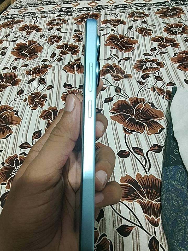 Xiaomi Redmi Note 13 Pro 3