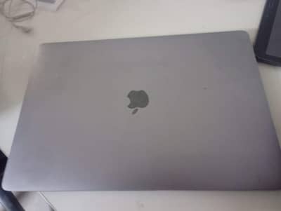 Macbook pro 15 inch 2017
