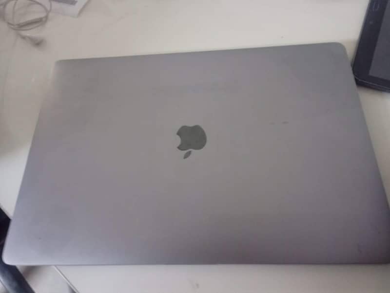 Macbook pro 15 inch 2017 0