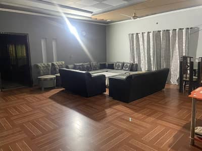 1 Kanal Separate Gate Independent Upper Portion For Rent