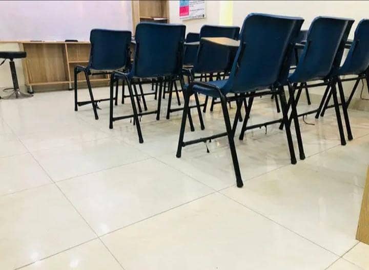 Class room Study Chairs Large Size plastic 3