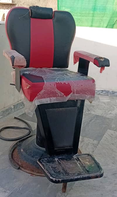 saloon chairs good condition
