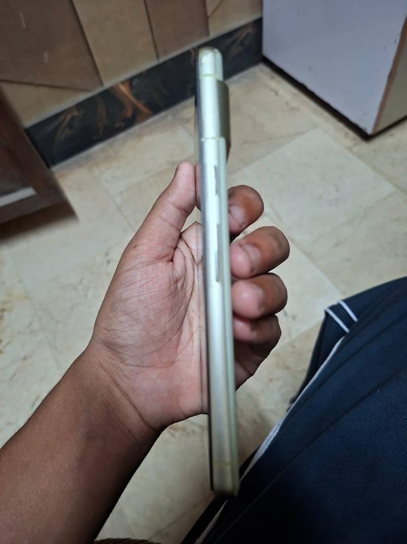 Google Pixel 7 3