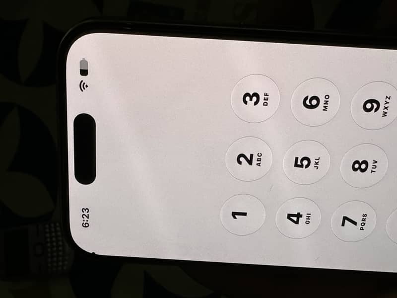 Apple iPhone 15 Pro 2