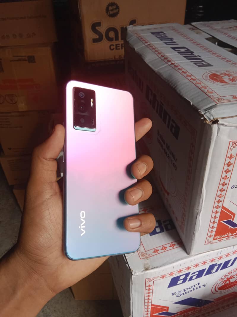Vivo V21e 1