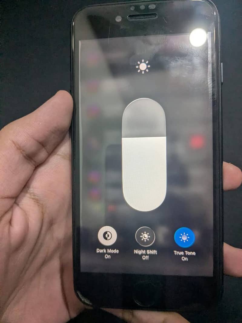 Apple iPhone SE 3 4
