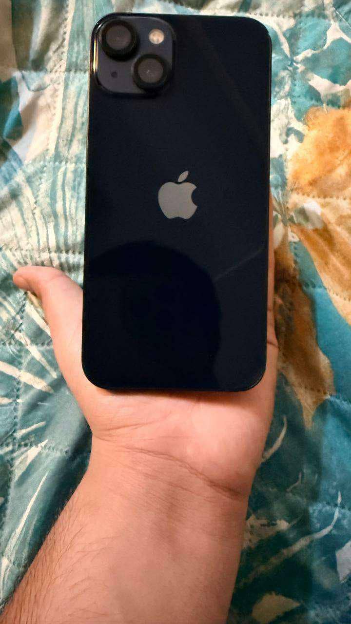 Apple iPhone 13 2