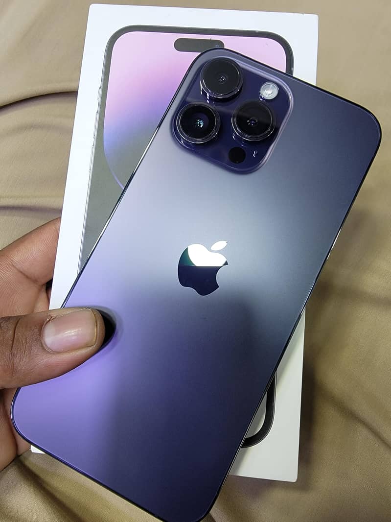 Apple iPhone 14 Pro Max 0