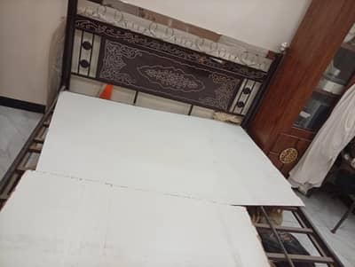 I'm selling my bed