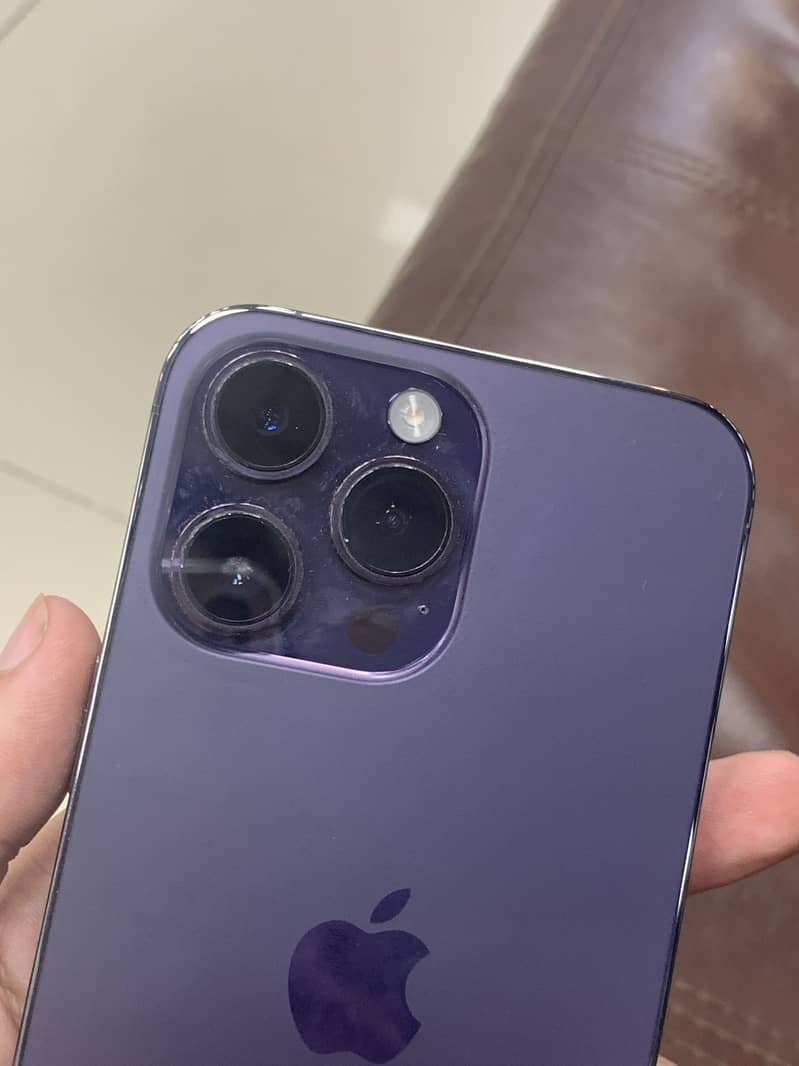 iPhone 14 Pro Max 0