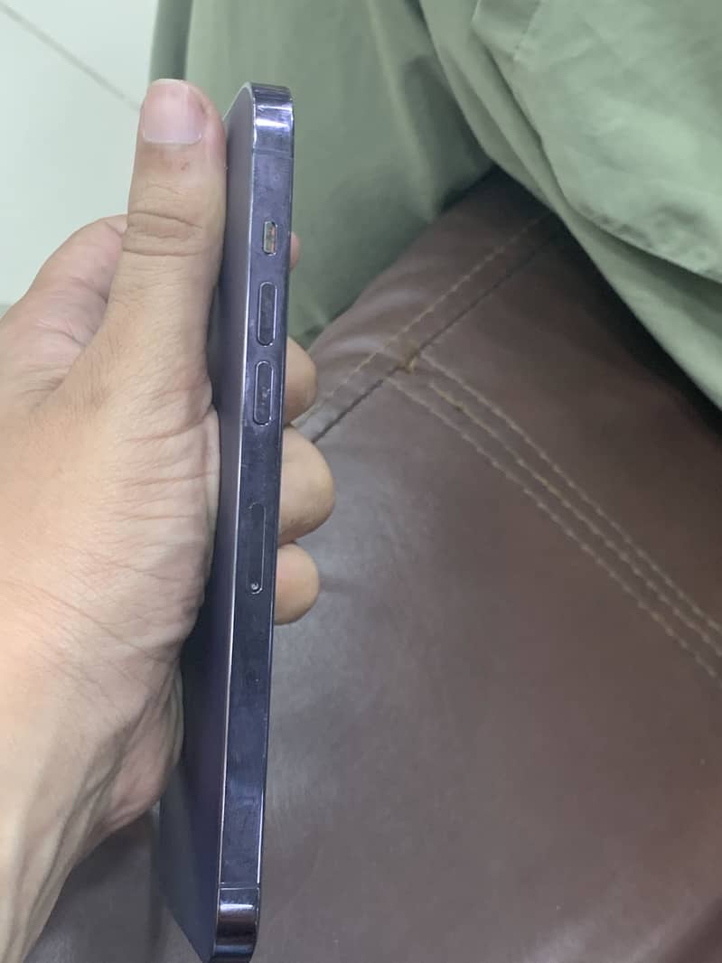 iPhone 14 Pro Max 5