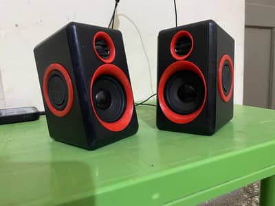 Speaker urgent for sell