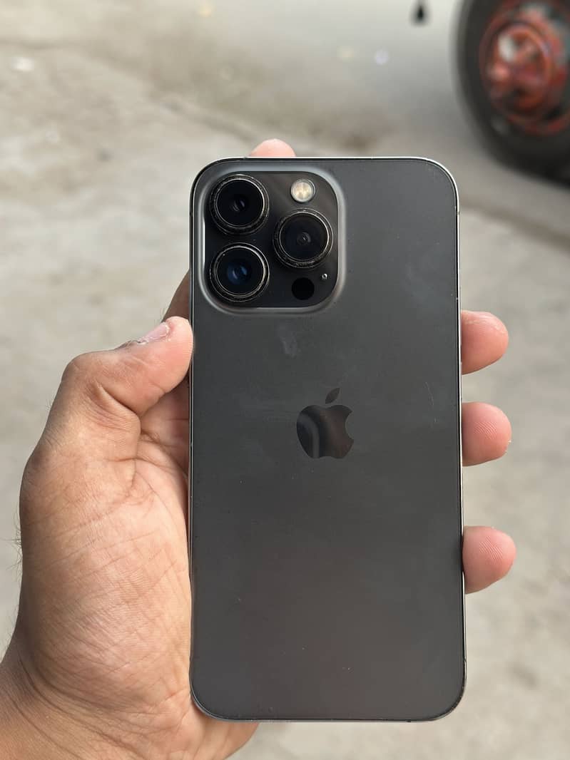 Apple iPhone 13 Pro 3