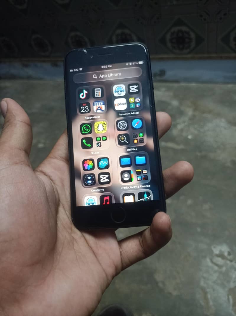 Apple iPhone SE 2