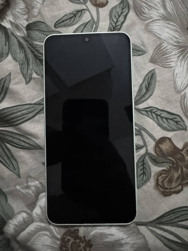 Samsung Mobile A16 1