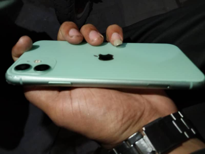 Apple iPhone 11 2