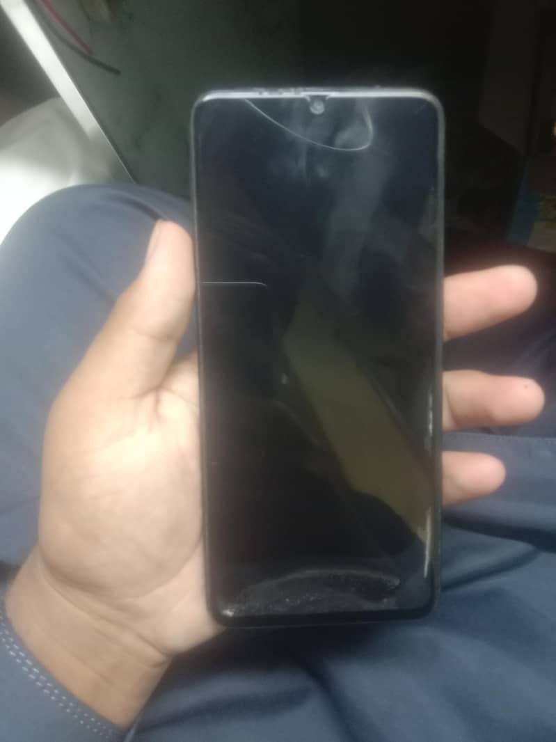 Realme C53 4