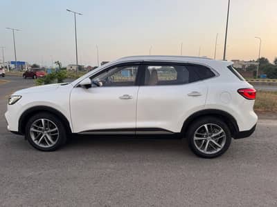 MG HS 2021