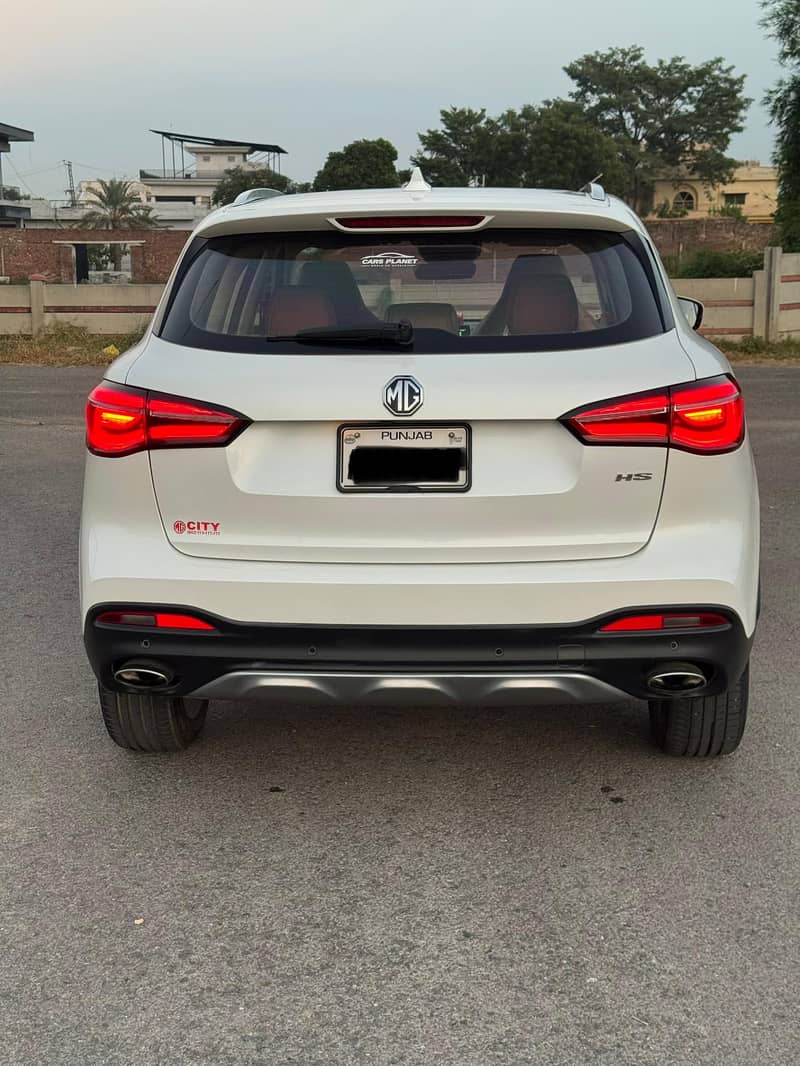 MG HS 2021 13