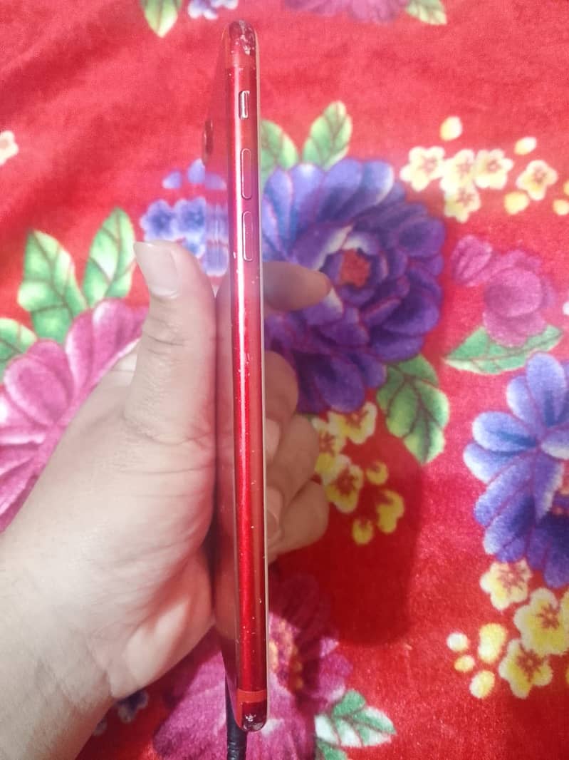 Apple iPhone 7 Plus 3