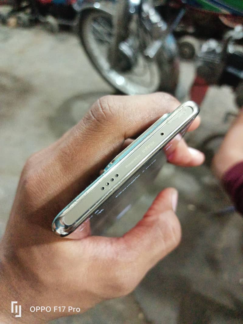Infinix Zero 30 3