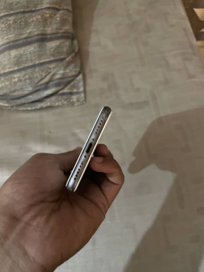 Apple iPhone 8 2