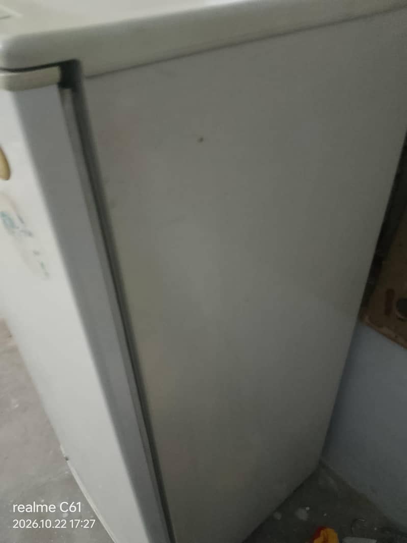 fridge 4