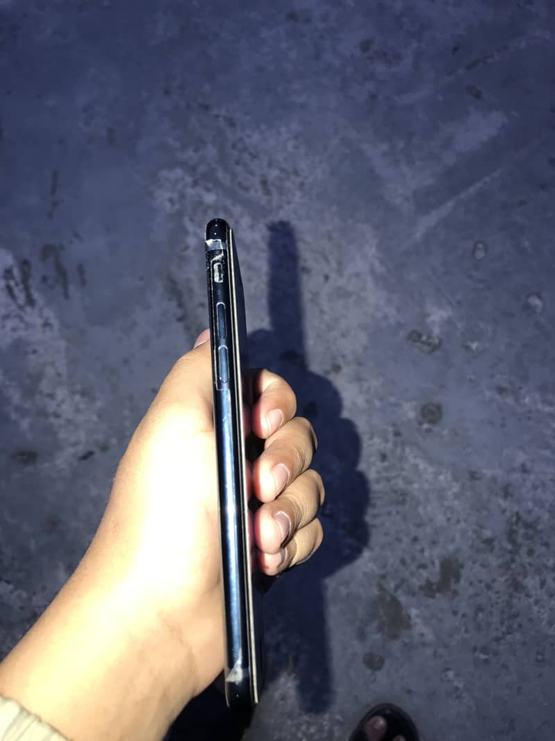Apple iPhone SE 4