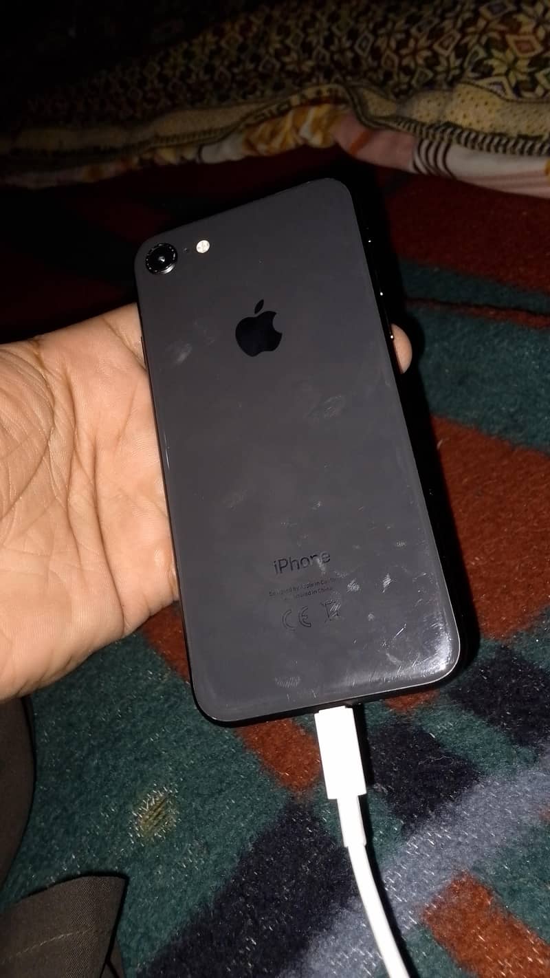 8 Hy iphone 0