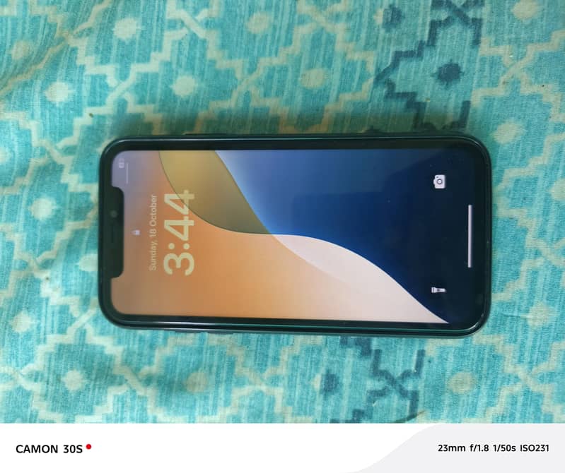 Apple iPhone 11 0