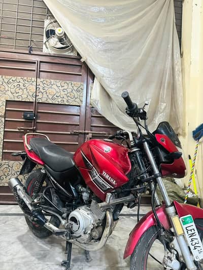 Yamaha YBR 125 Red | Bike for Sale in Pakistan
