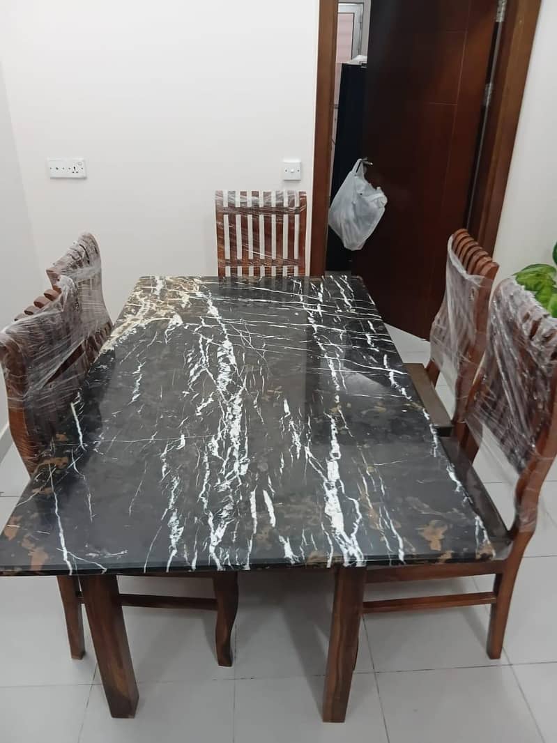 Dinning Tabels 0