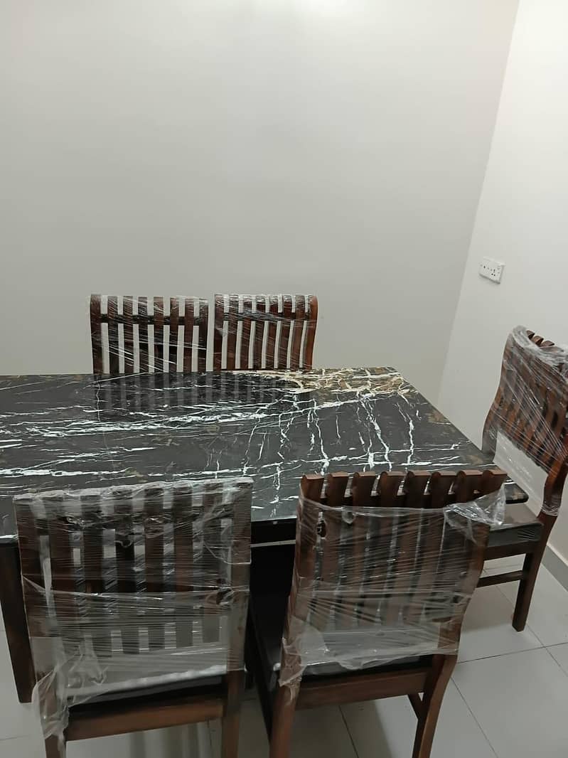 Dinning Tabels 1