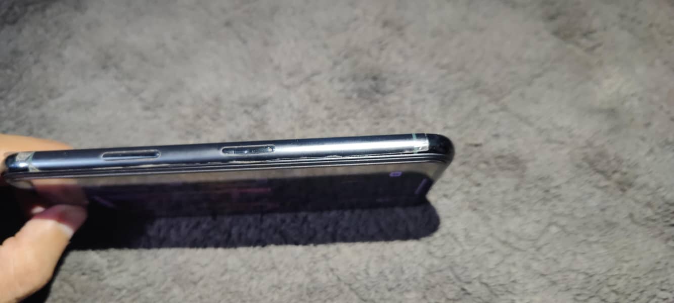 Apple iPhone 11 Pro 2
