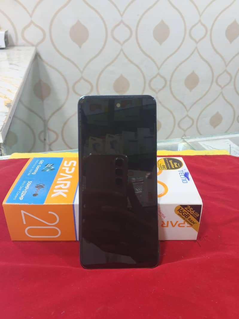 Tecno Spark 20 3