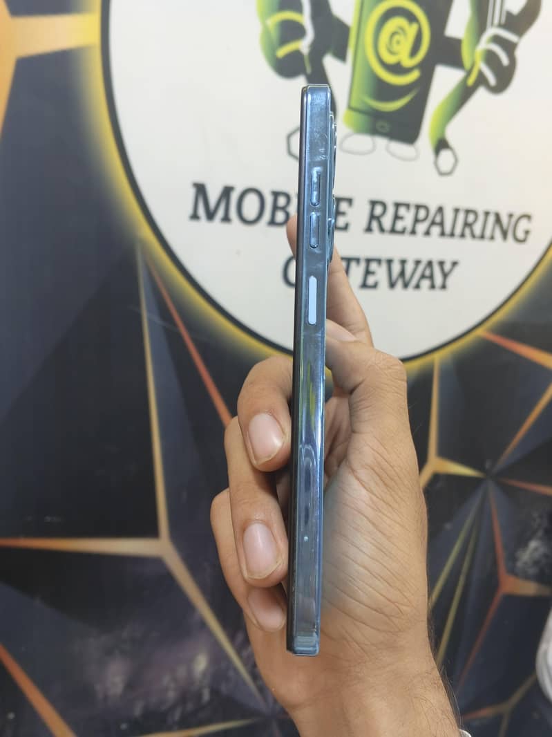 Tecno Spark 20 4